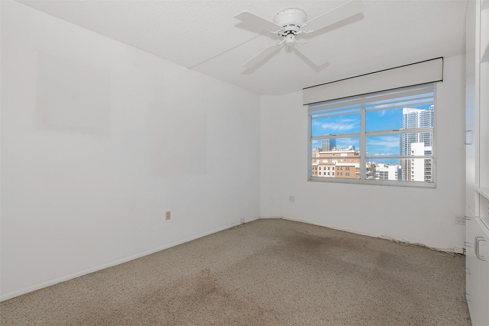 1950 S Ocean Drive, Unit 19F, Hallandale Beach, FL 33009 Photo