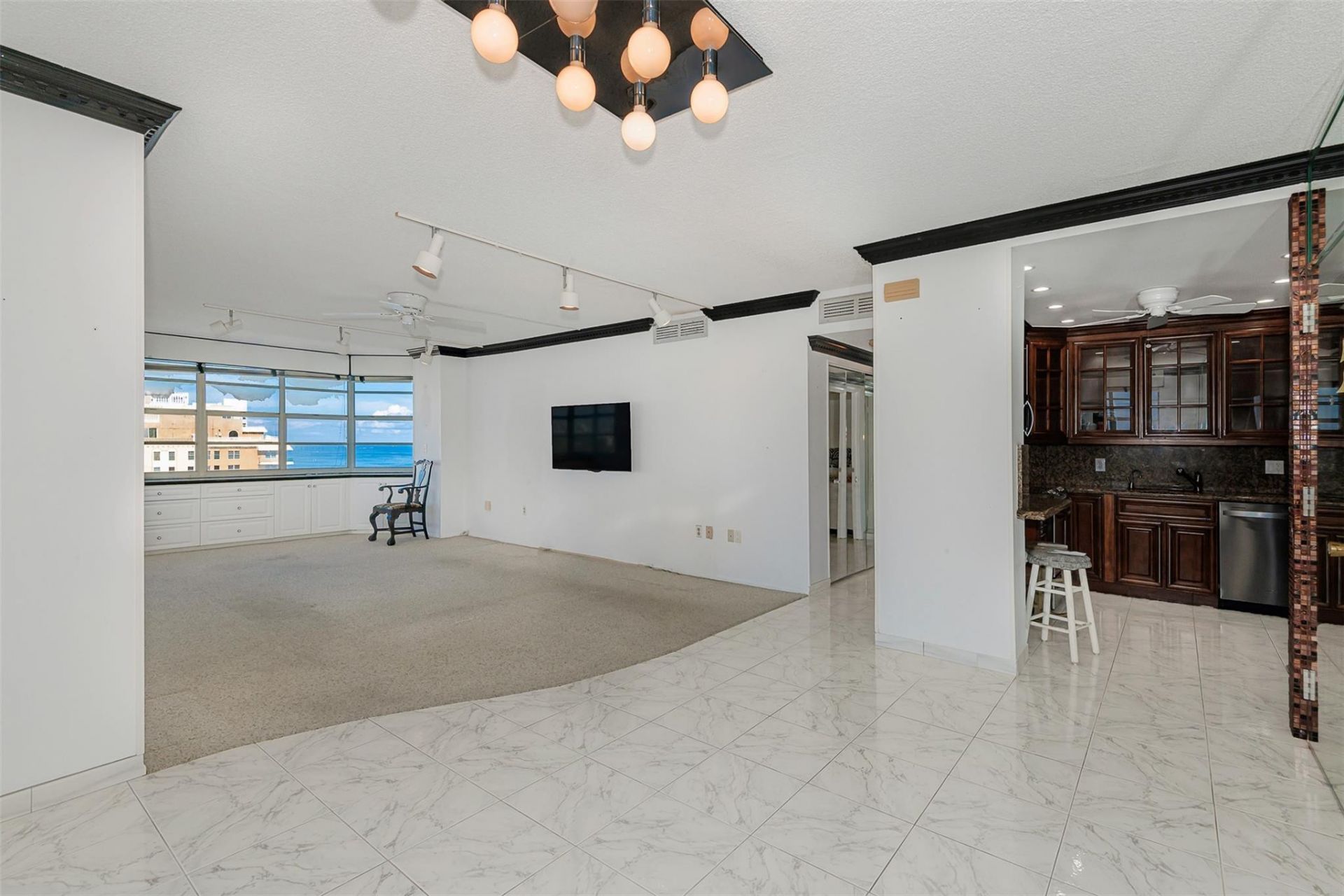 1950 S Ocean Drive, Unit 19F, Hallandale Beach, FL 33009 Photo