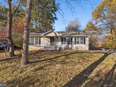 4 CHESTNUT LANE, STAFFORD, VA 22556