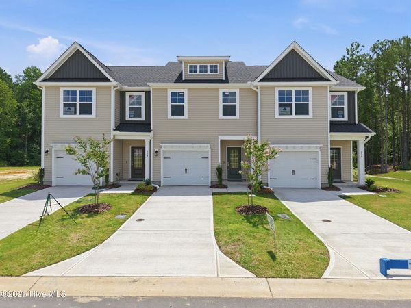 234 Elijah Way, Unit 9, Vass, NC 28394