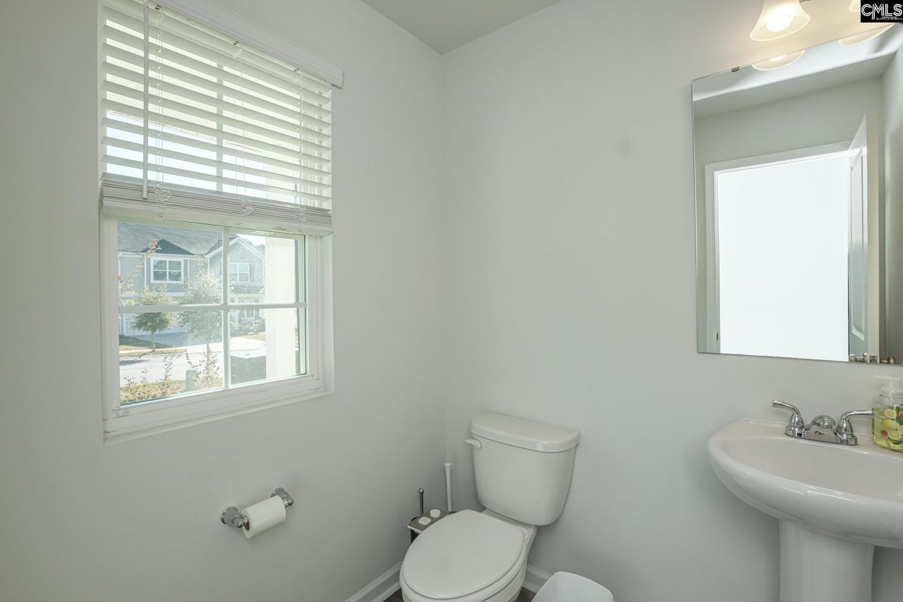 657 Penfolds Way Photo 11