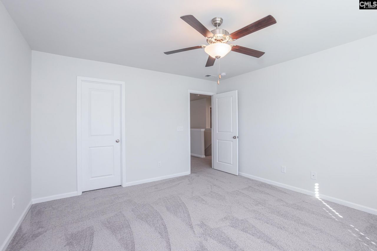 657 Penfolds Way Photo 31