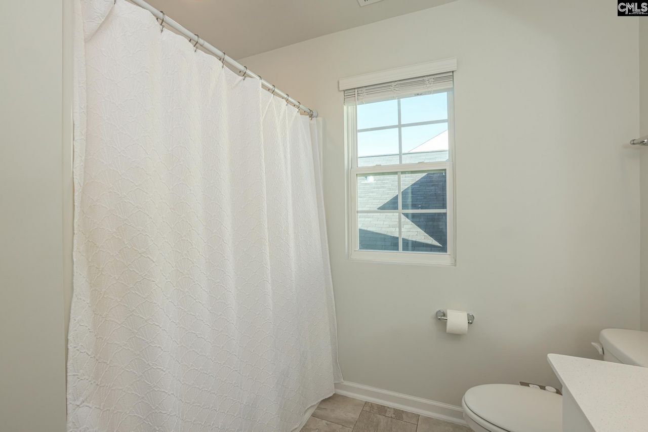 657 Penfolds Way Photo 40