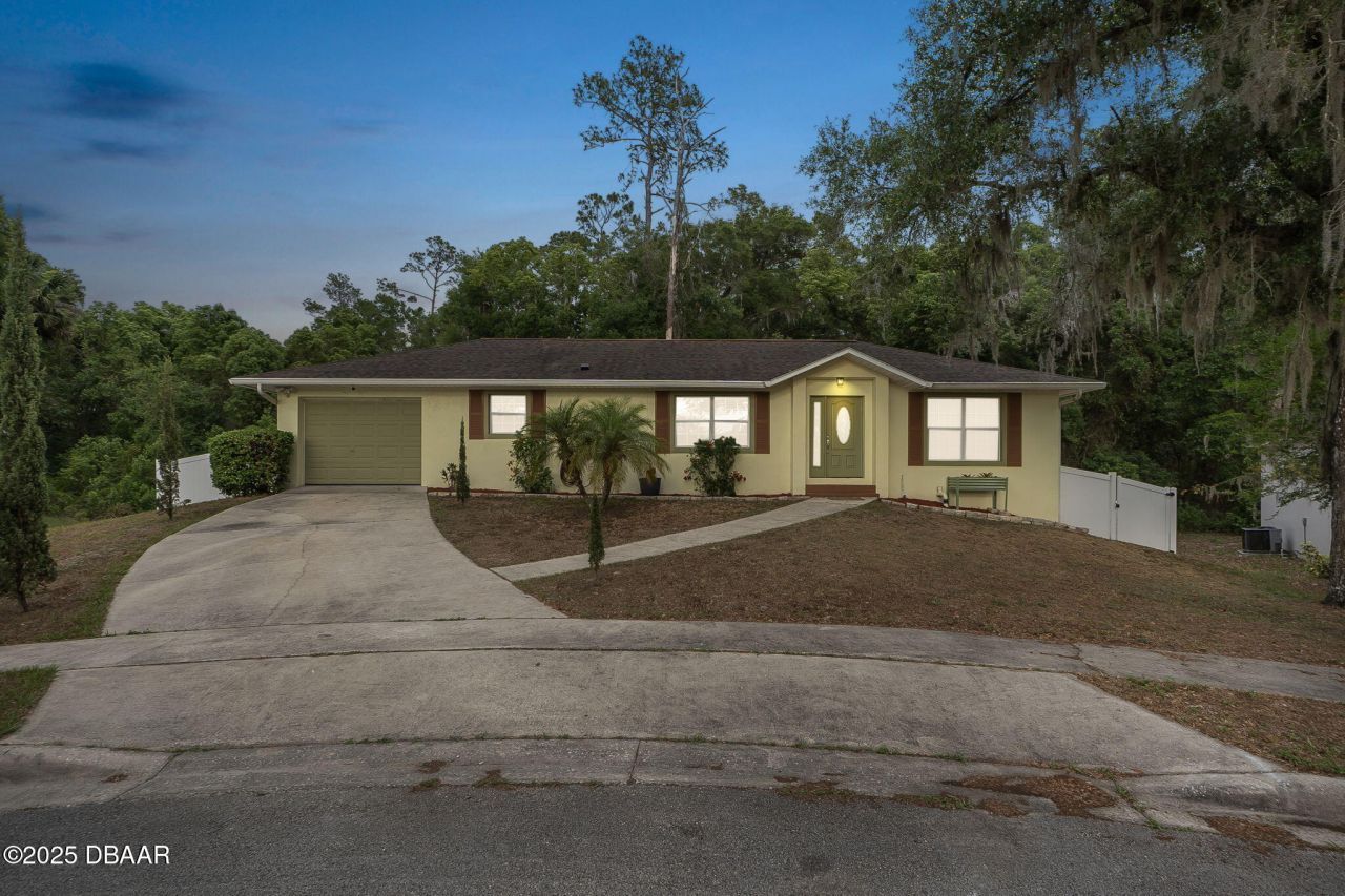 109 Wynot Way, Deland, FL 32724 Main Photo