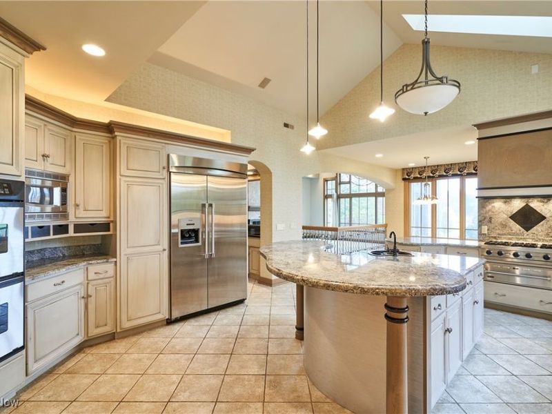 4120 Lochness Circle NW, Canton, OH 44718 Photo 11