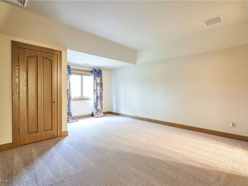 4120 Lochness Circle NW, Canton, OH 44718 Photo 29