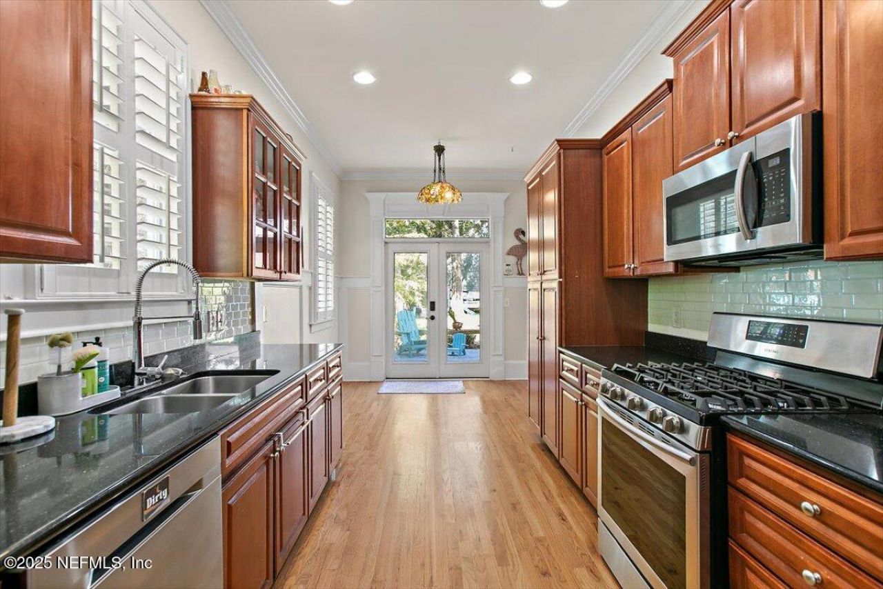 419 E 6th Street, Jacksonville, FL 32206 Photo