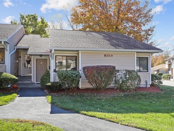 98 Molly Pitcher Lane, Unit A, Yorktown Heights, NY 10598