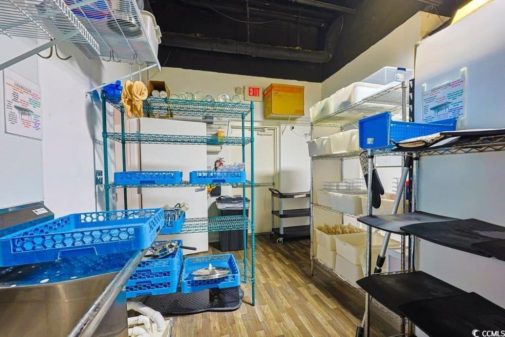 3091 Deville St. Photo 24