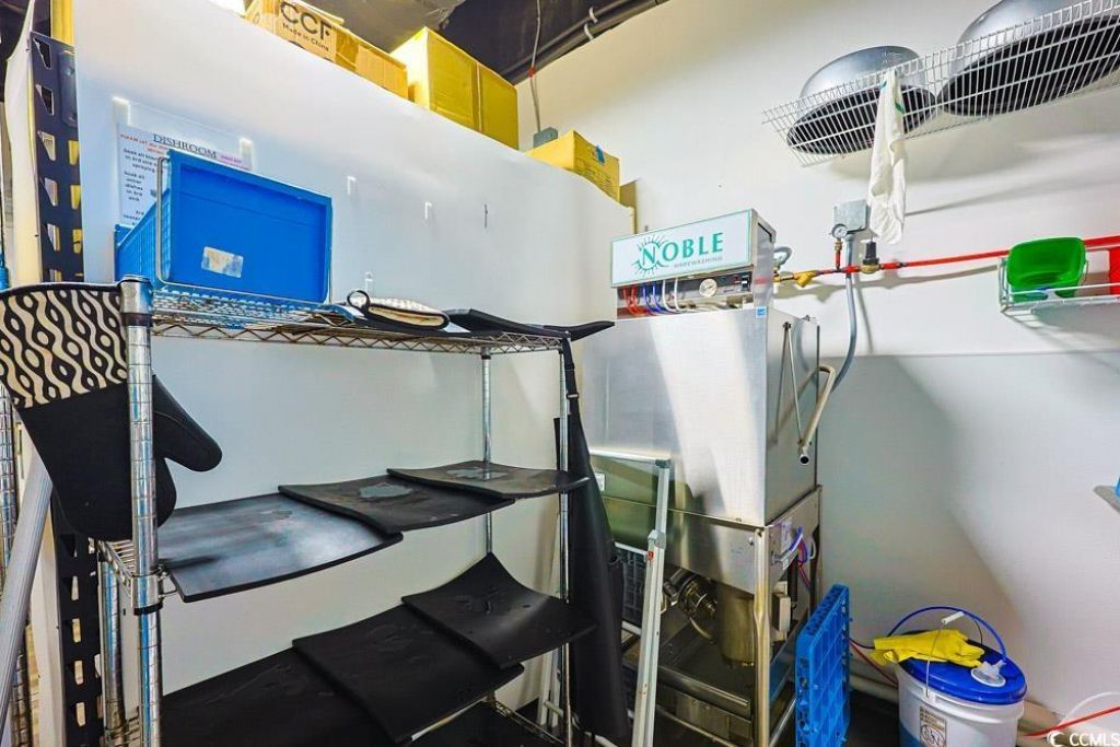 3091 Deville St. Photo 25