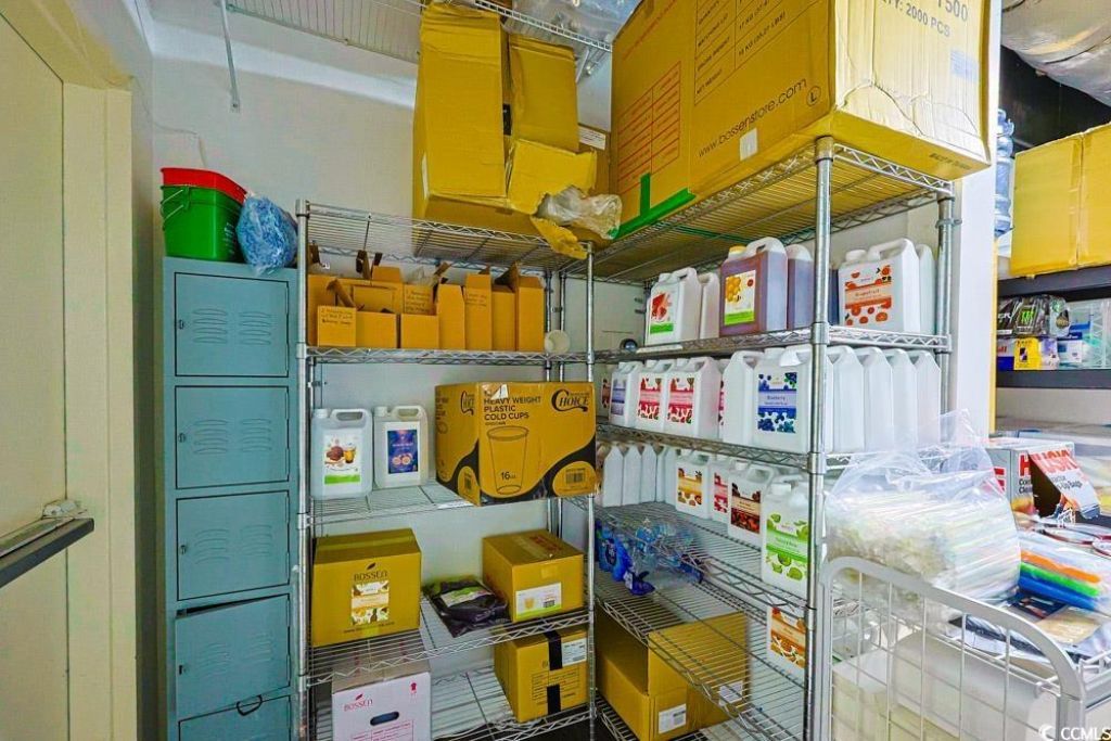 3091 Deville St. Photo 29