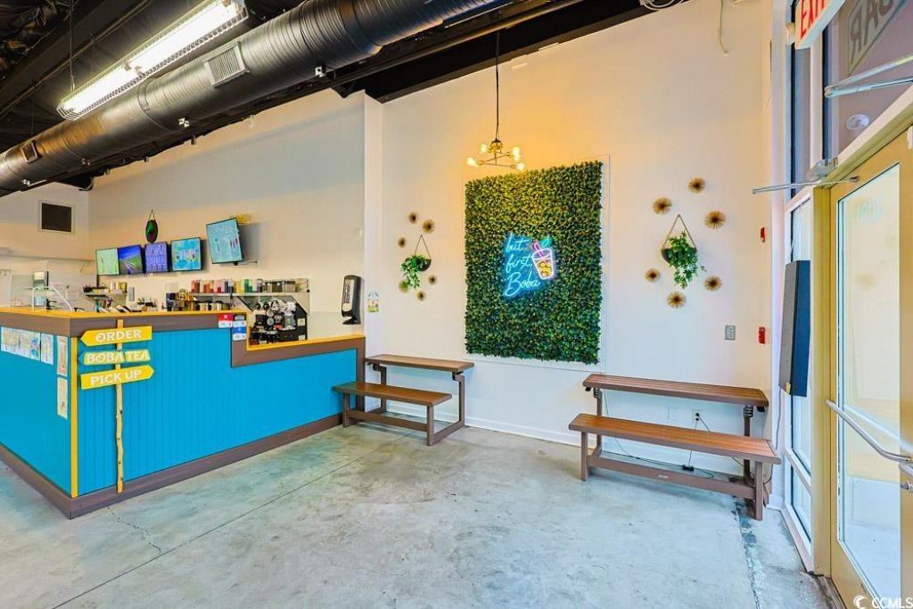 3091 Deville St. Photo 5