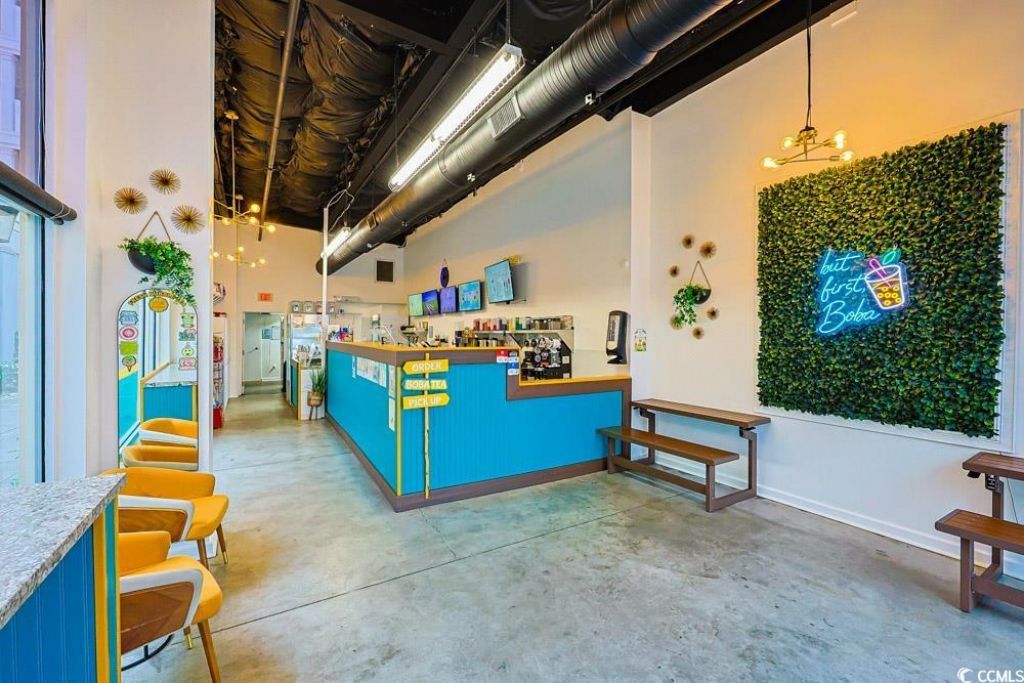 3091 Deville St. Photo 6