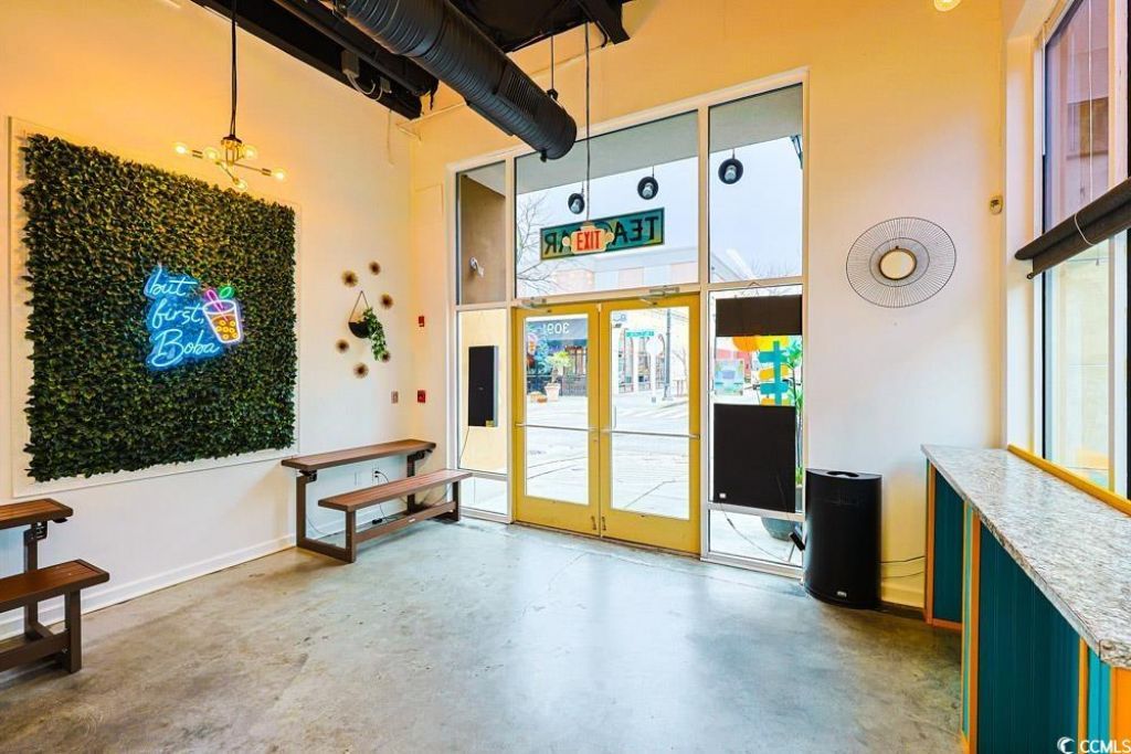 3091 Deville St. Photo 7