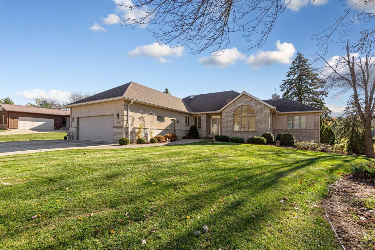 1031 Cherry Street, Owatonna, MN 55060