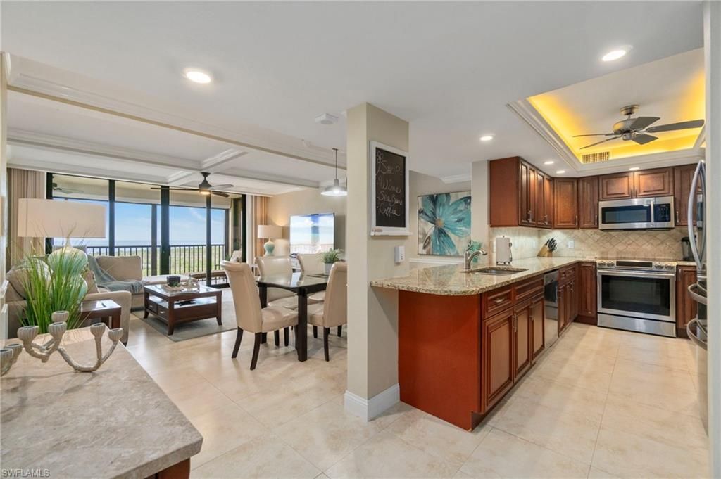 17 Bluebill Ave, Unit 1005, Naples, FL 34108 Photo