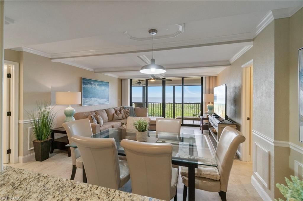 17 Bluebill Ave, Unit 1005, Naples, FL 34108 Photo