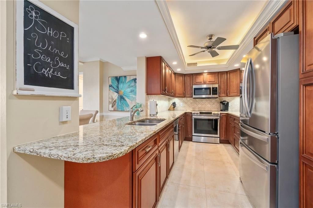 17 Bluebill Ave, Unit 1005, Naples, FL 34108 Photo
