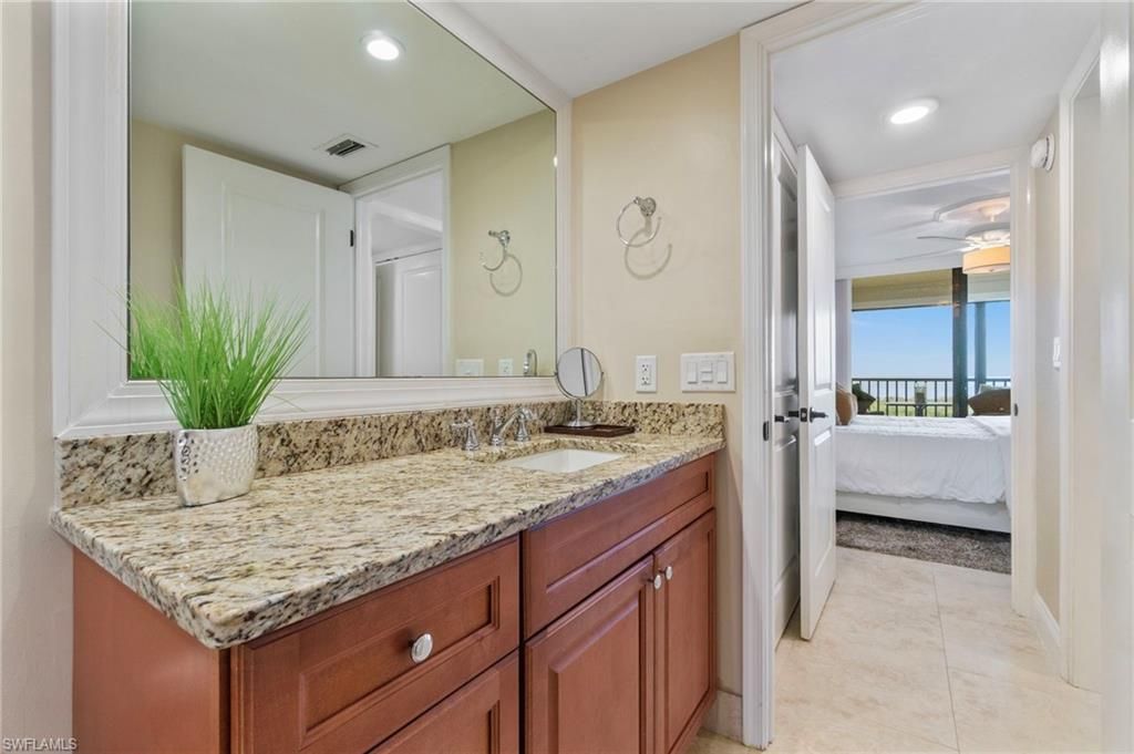 17 Bluebill Ave, Unit 1005, Naples, FL 34108 Photo