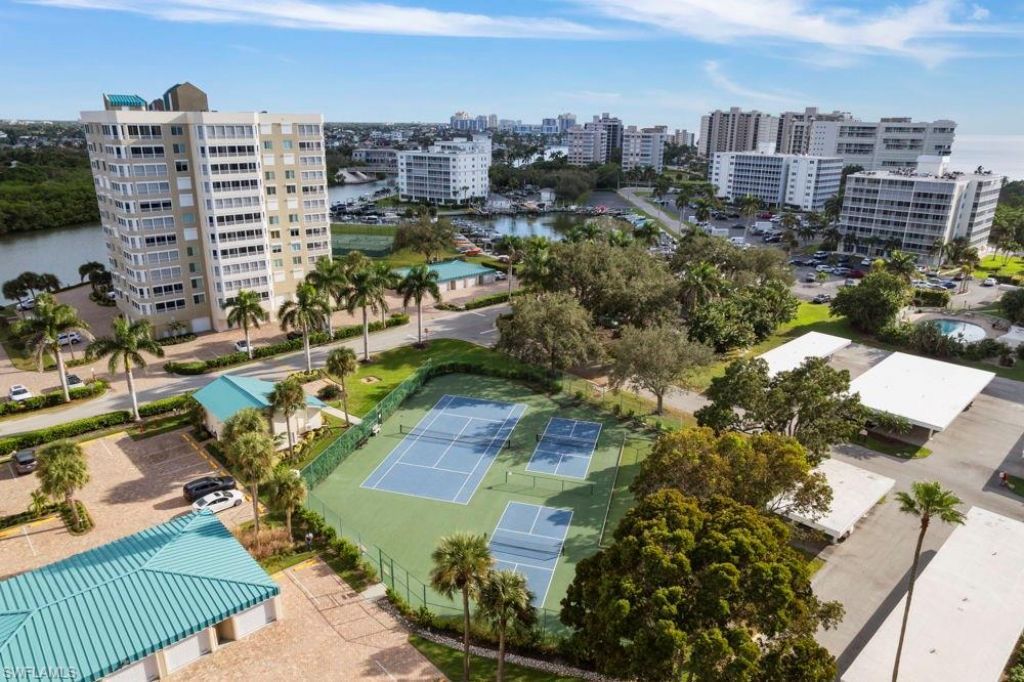 17 Bluebill Ave, Unit 1005, Naples, FL 34108 Photo