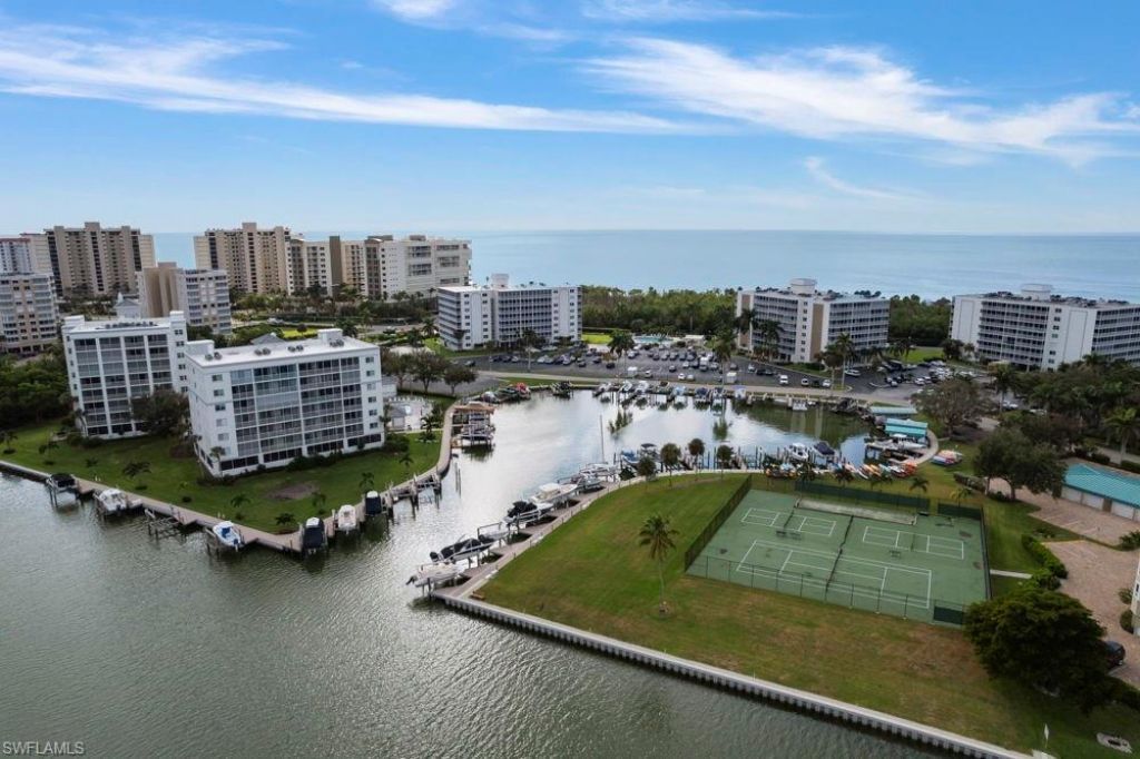 17 Bluebill Ave, Unit 1005, Naples, FL 34108 Photo