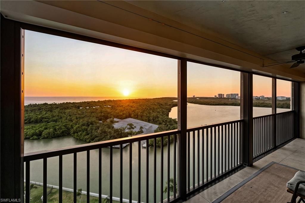 17 Bluebill Ave, Unit 1005, Naples, FL 34108 Photo