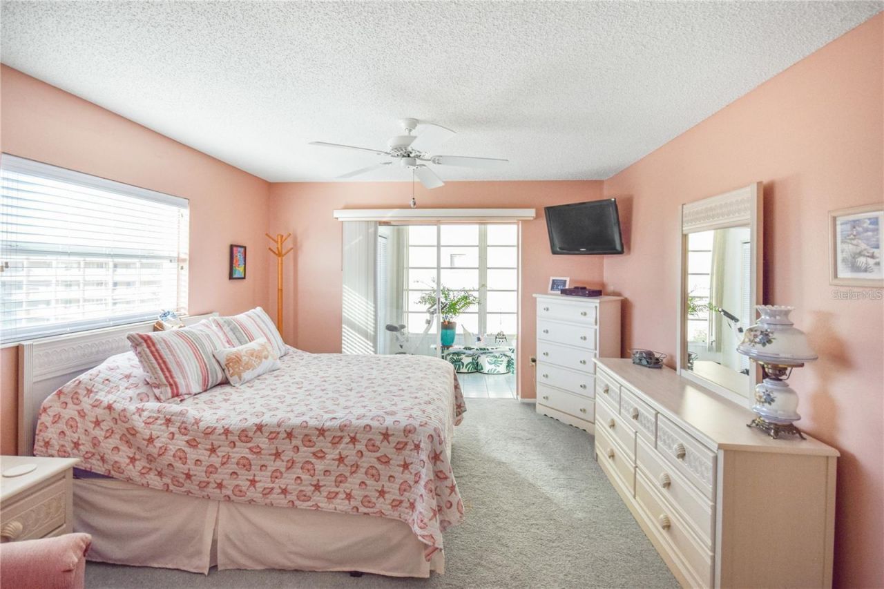3617 Lake Bayshore Drive, Unit J-401, Bradenton, FL 34205 Photo