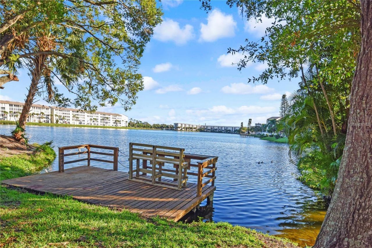3617 Lake Bayshore Drive, Unit J-401, Bradenton, FL 34205 Photo
