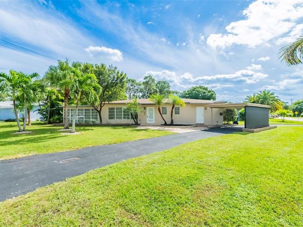 1600 NE 27TH DRIVE, WILTON MANORS, FL 33334