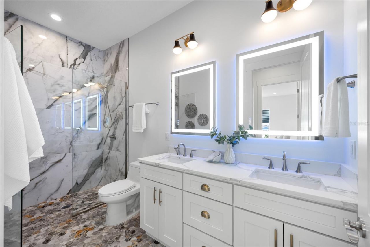 534 Crystal Drive, Madeira Beach, FL 33708 Photo