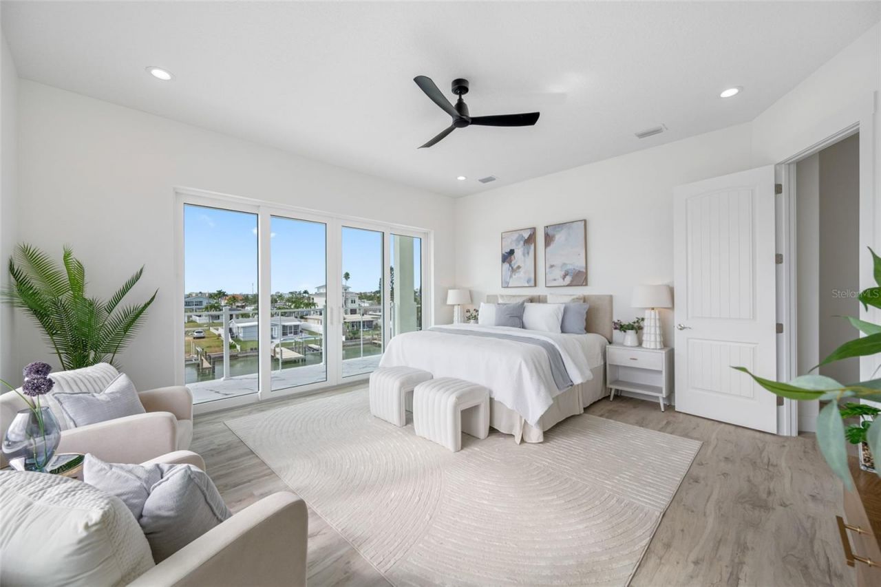 534 Crystal Drive, Madeira Beach, FL 33708 Photo