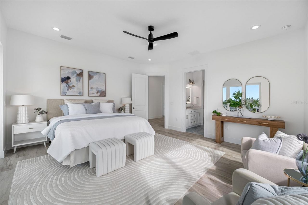 534 Crystal Drive, Madeira Beach, FL 33708 Photo