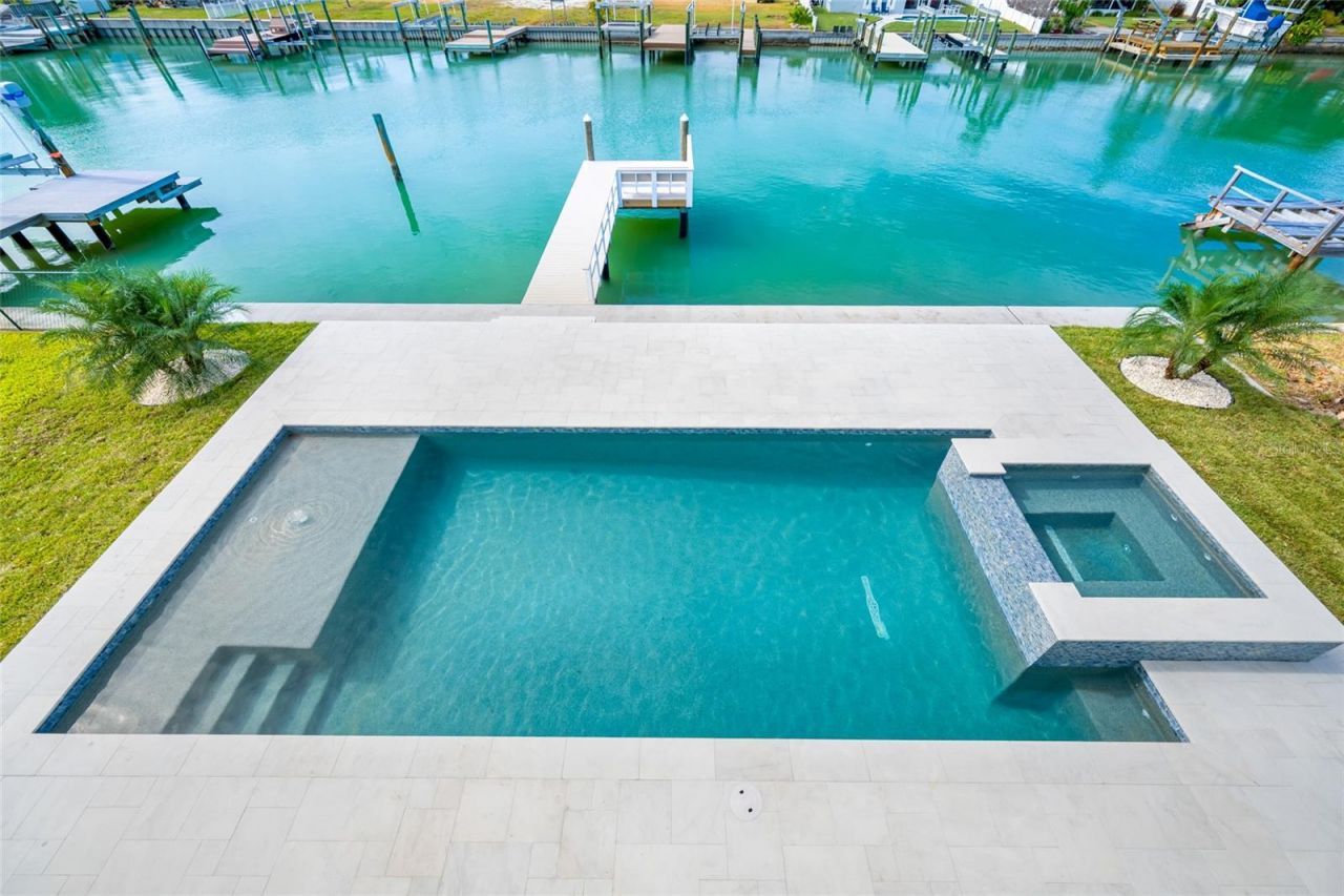 534 Crystal Drive, Madeira Beach, FL 33708 Photo