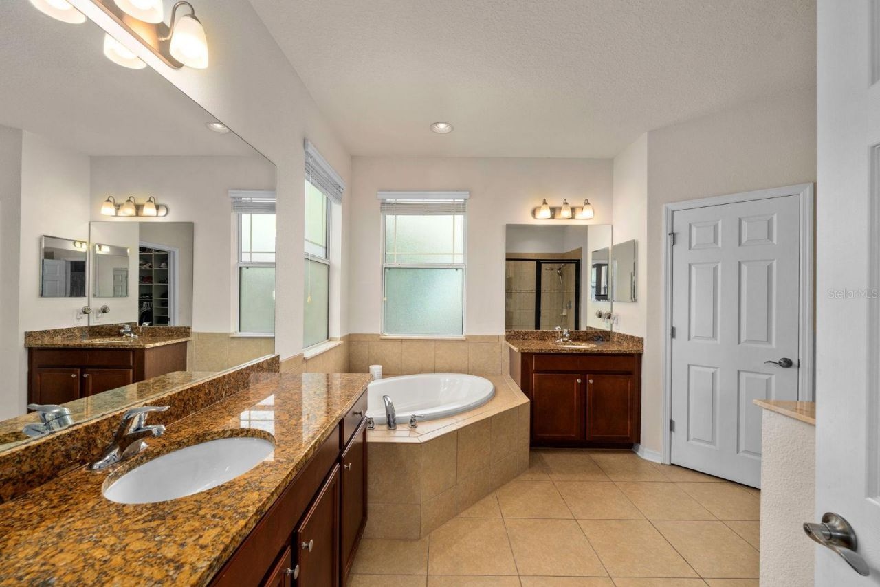 7029 Dowling Mill Circle, Tampa, FL 33625 Photo