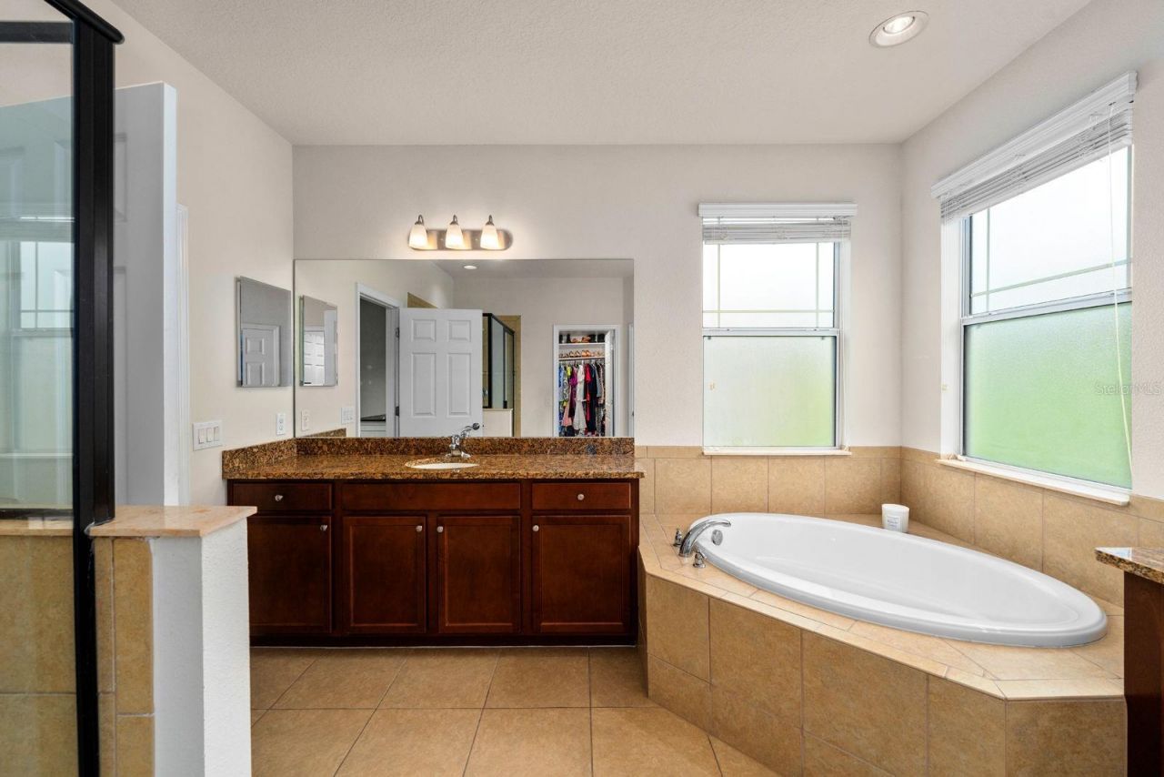 7029 Dowling Mill Circle, Tampa, FL 33625 Photo