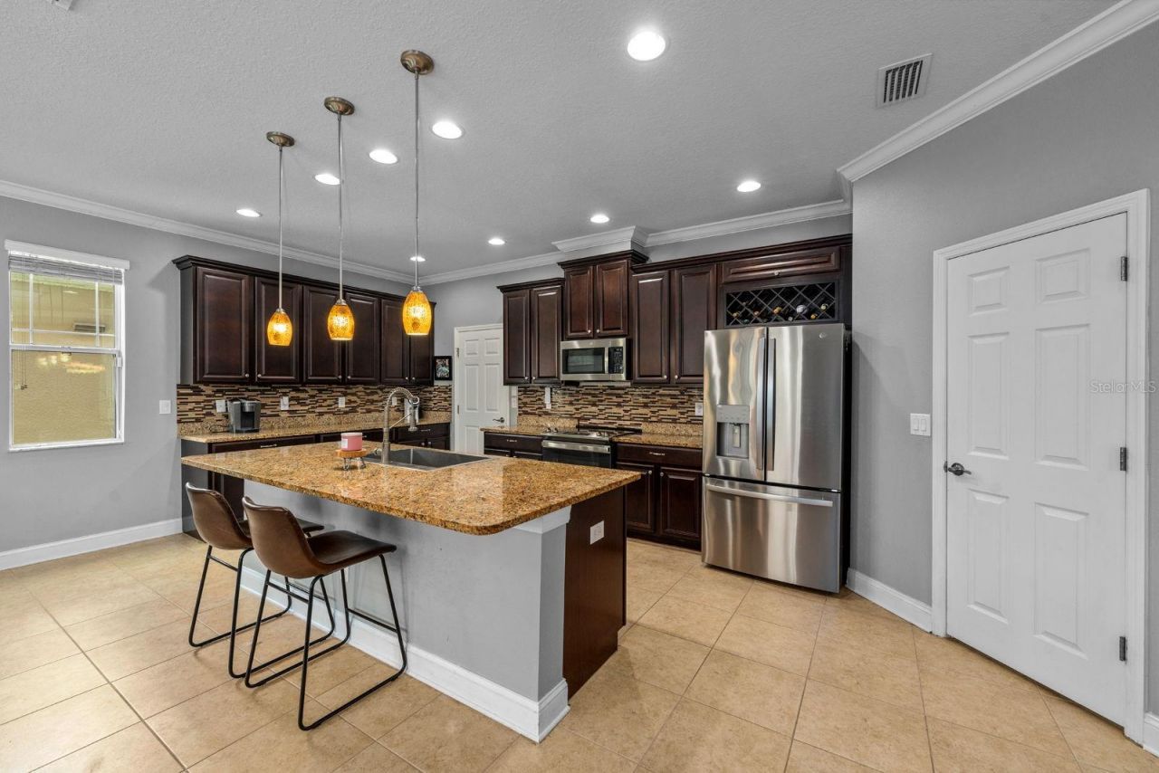 7029 Dowling Mill Circle, Tampa, FL 33625 Photo