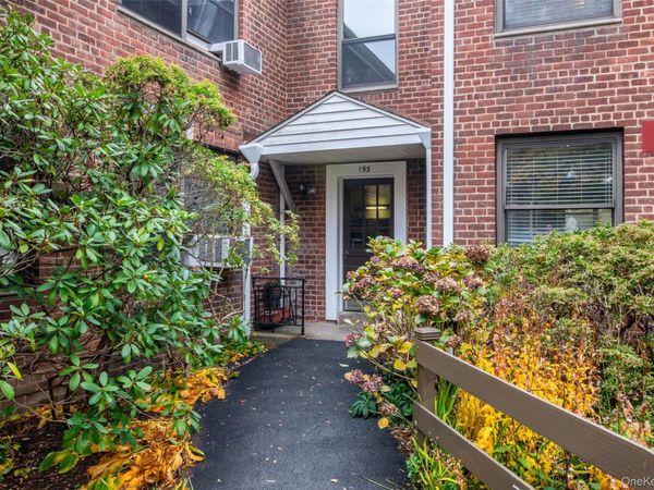 153 E Hartsdale Avenue, Unit 1B, Hartsdale, NY 10530