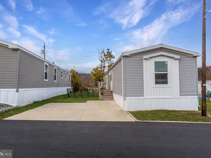 1041 Dogwood Street, Laurys Station, PA 18059 Main Photo