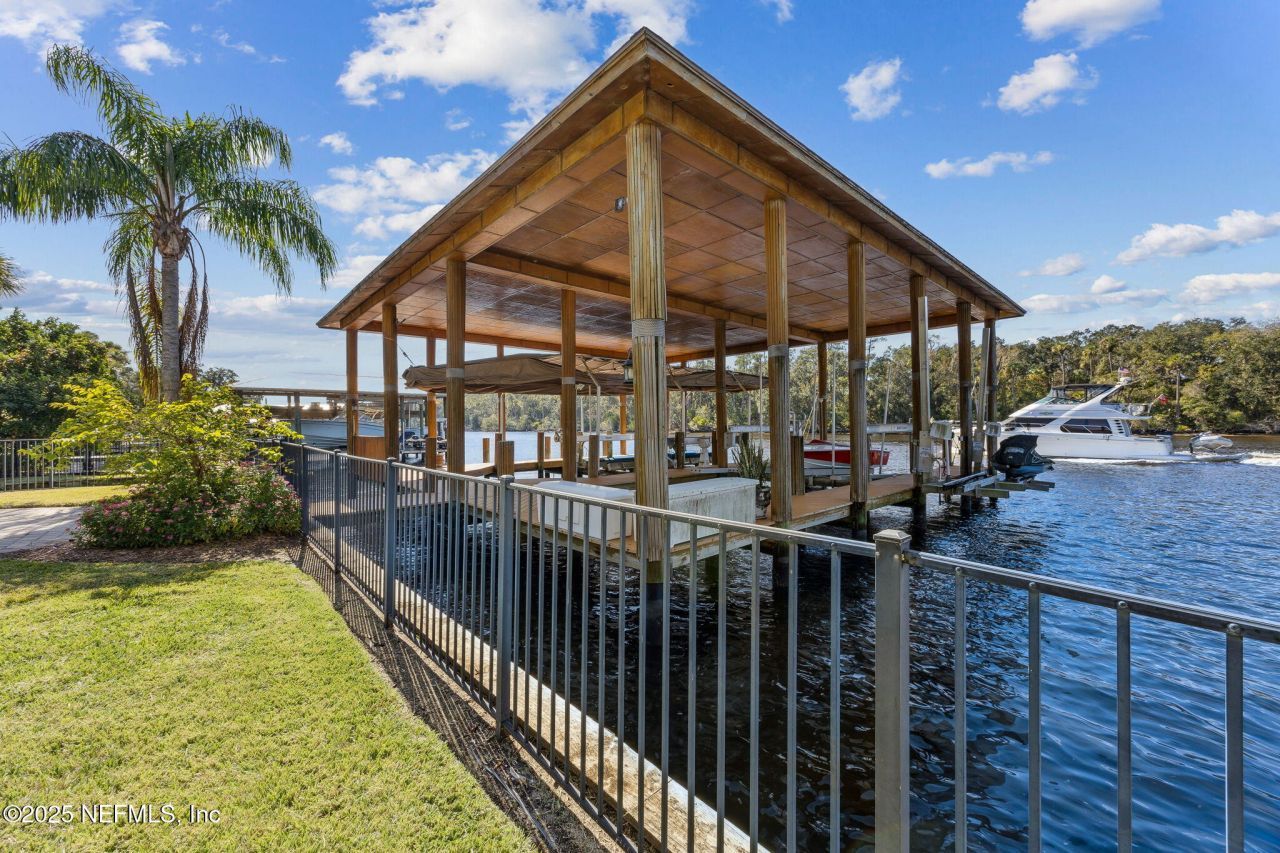 21 N Roscoe Boulevard, Ponte Vedra Beach, FL 32082 Photo