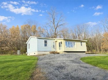 223 Route 5, Weedsport, NY 13166