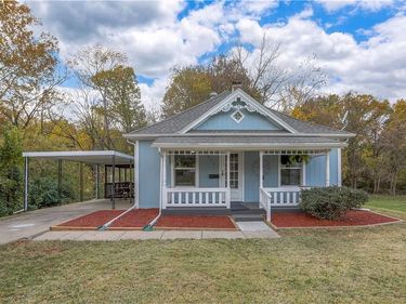 826 S Arlington Avenue, Independence, MO 64053