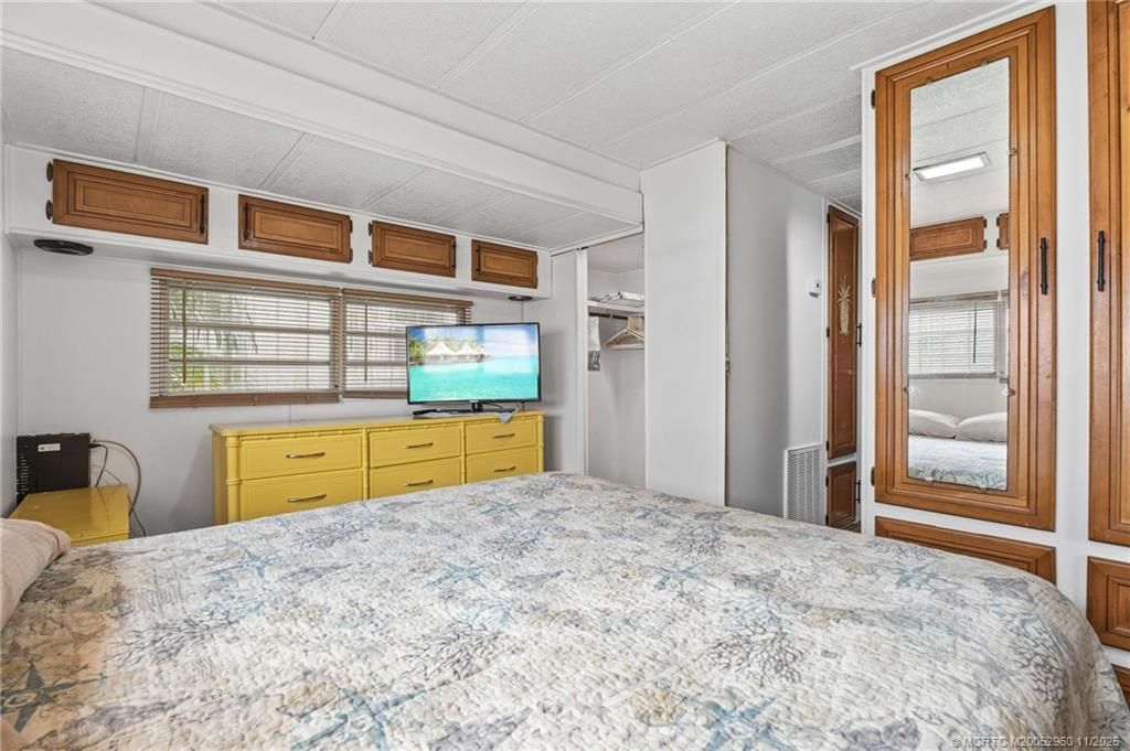 580 Nettles Boulevard, Jensen Beach, FL 34957 Photo