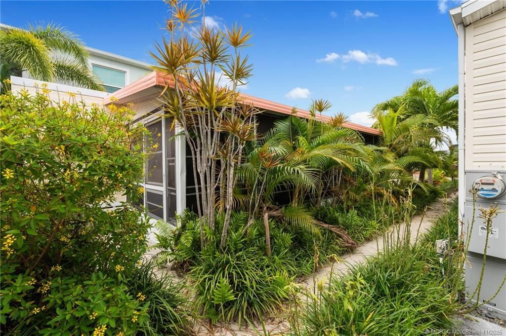 580 Nettles Boulevard, Jensen Beach, FL 34957 Photo