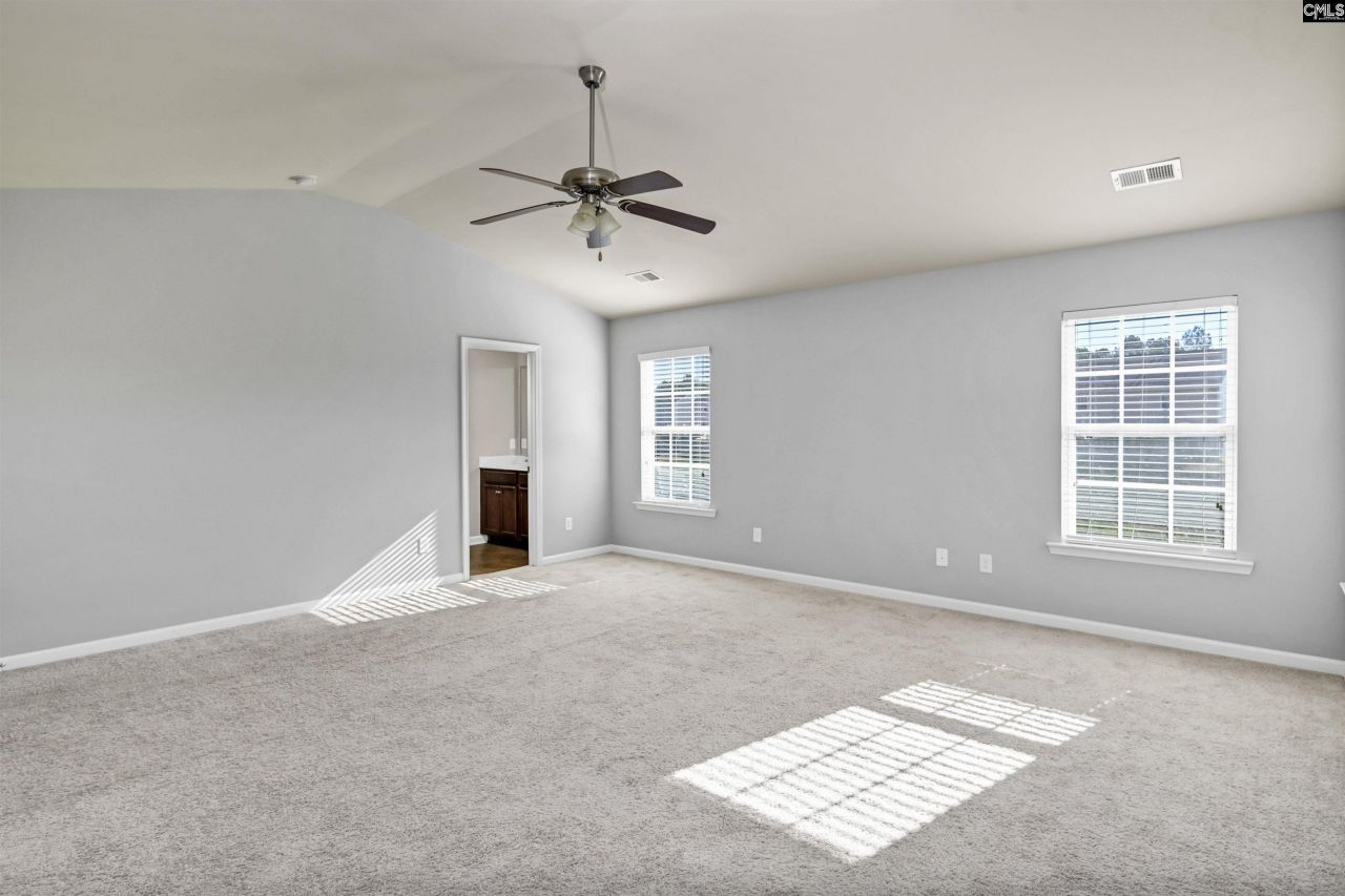 869 Sunseeker Drive Photo 12