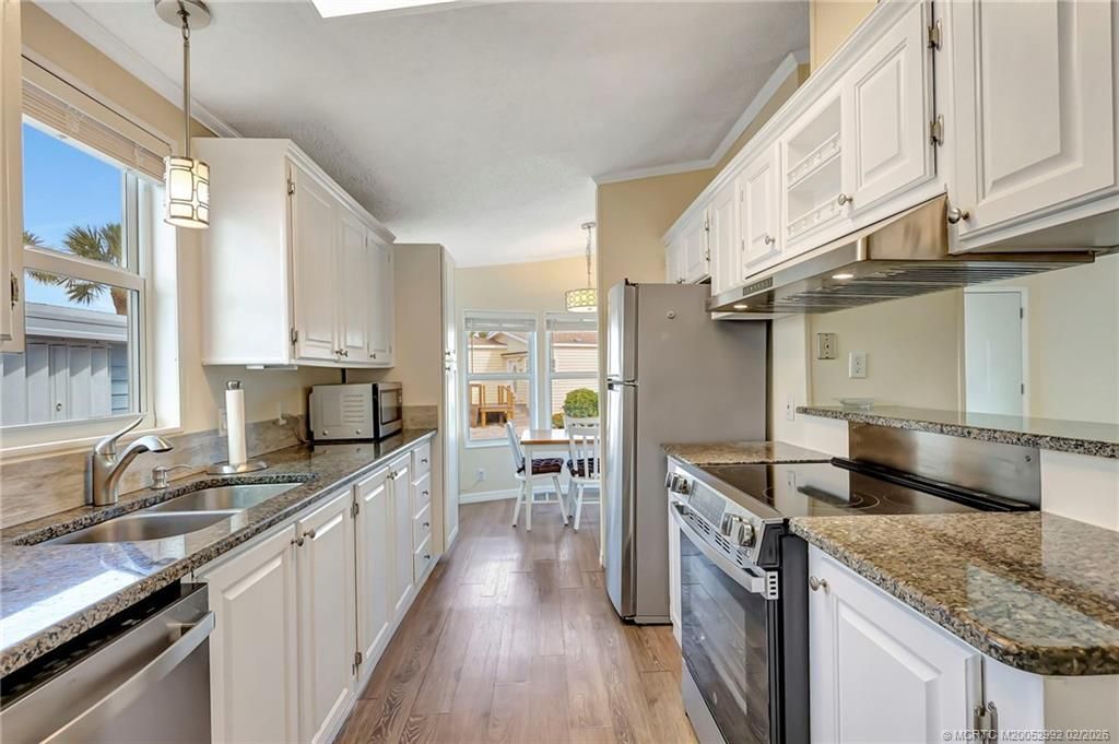 351 Nettles Boulevard, Jensen Beach, FL 34957 Photo