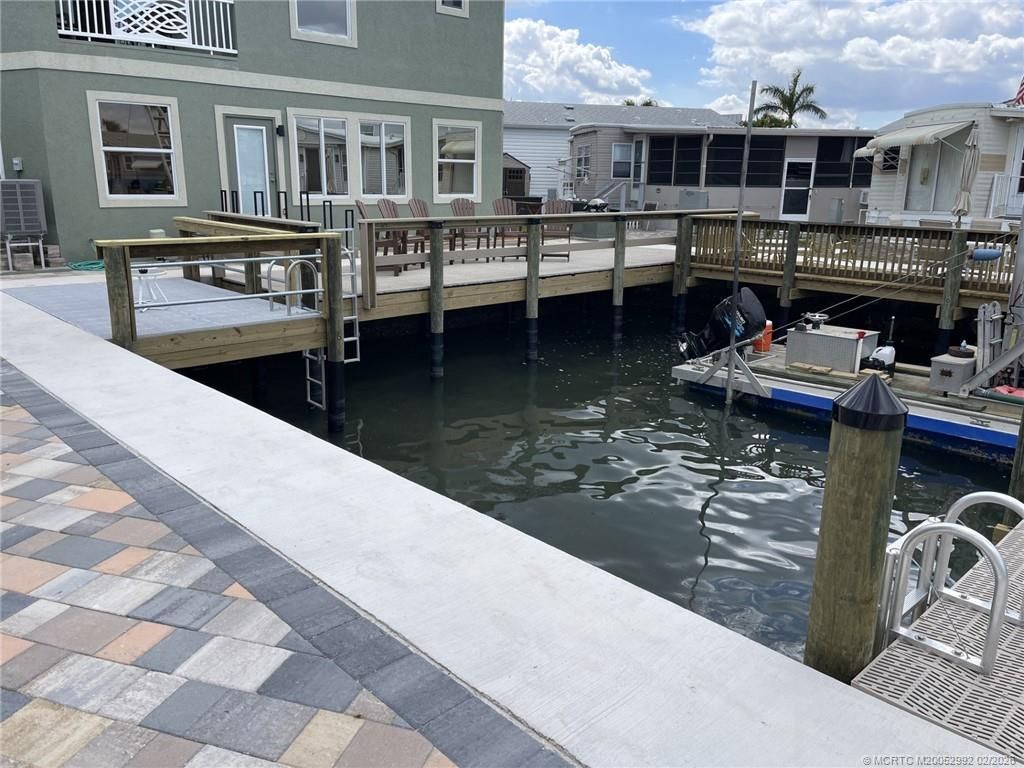 351 Nettles Boulevard, Jensen Beach, FL 34957 Photo