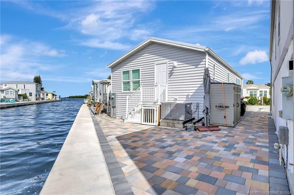 351 Nettles Boulevard, Jensen Beach, FL 34957 Photo