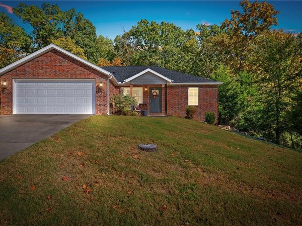 5 Ettington Lane, Bella Vista, AR 72714