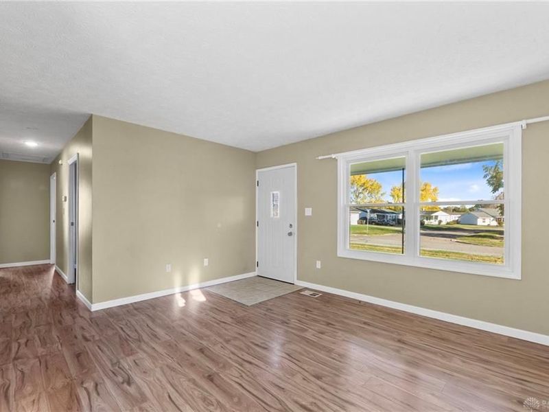 1351 Omard Drive, Xenia, OH 45385 Photo 6