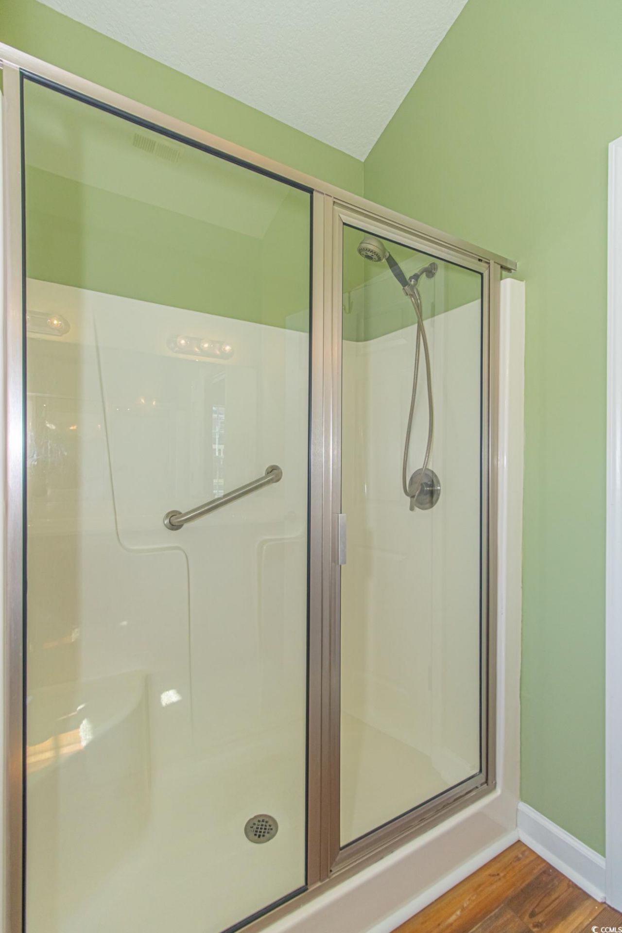 417 Pritchard St. Photo 16